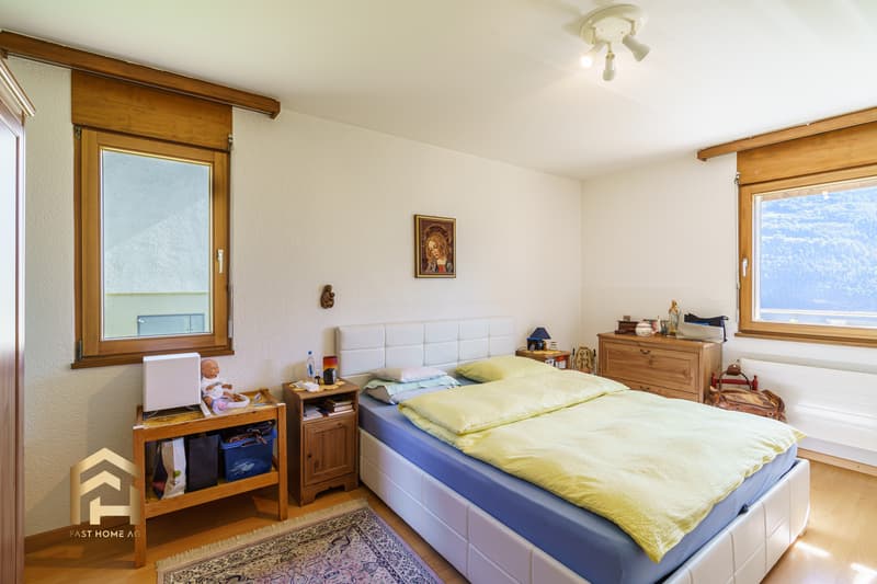 Sunny 2.5-room apartment with panoramic views in Hohtenn (6)