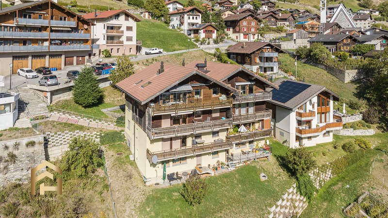 Sunny 2.5-room apartment with panoramic views in Hohtenn (11)