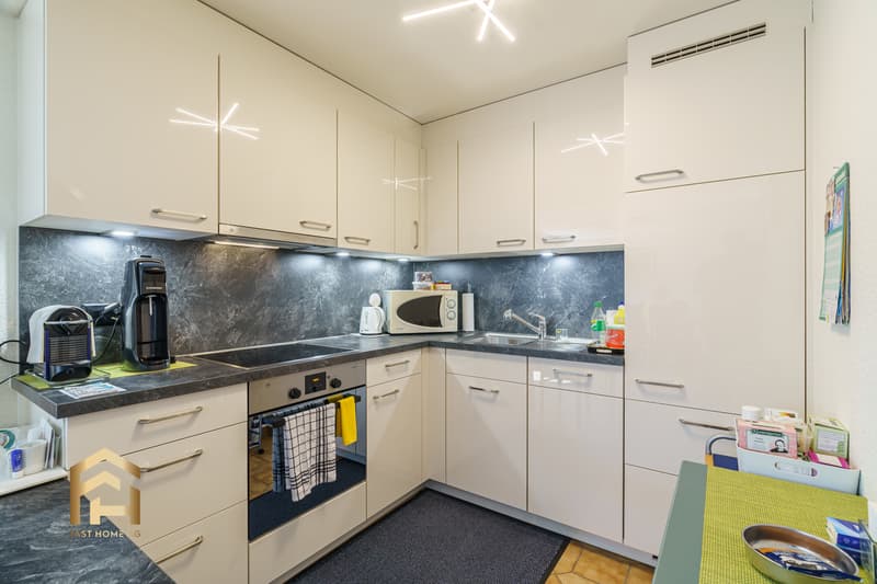 Sunny 2.5-room apartment with panoramic views in Hohtenn (3)
