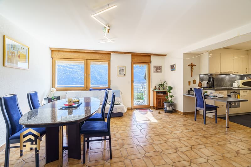 Sunny 2.5-room apartment with panoramic views in Hohtenn (4)
