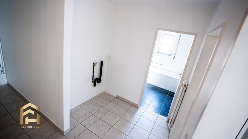 Appartement de ville attrayant de 3,5 pièces avec balcon et beaucoup d'espace (9)