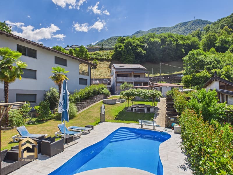 A villa. Four residential units. Your loggia spot above Lake Maggiore. (1)
