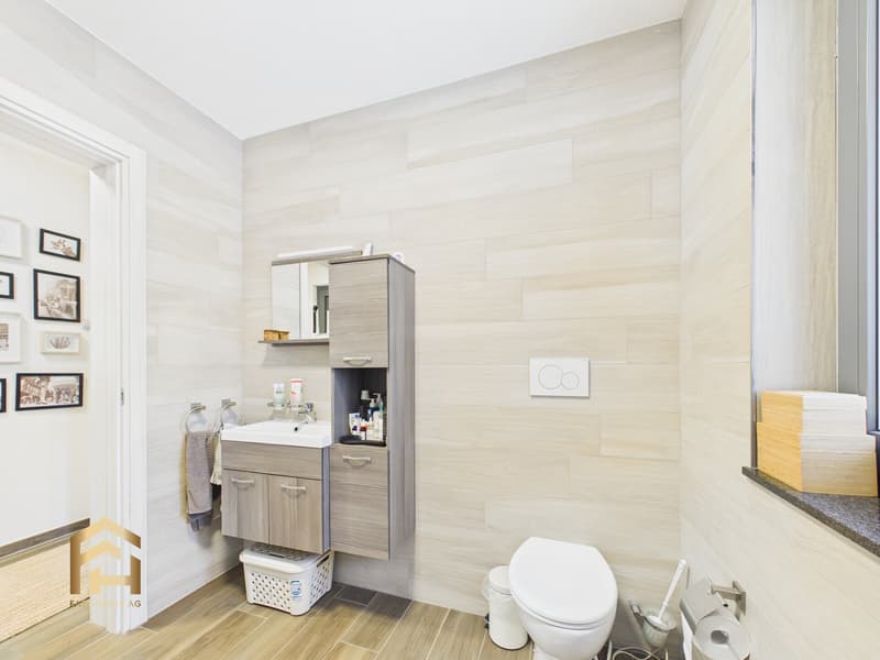 Appartement 2.5 pièces (résidence principale) avec vue sur le lac Majeur (5)