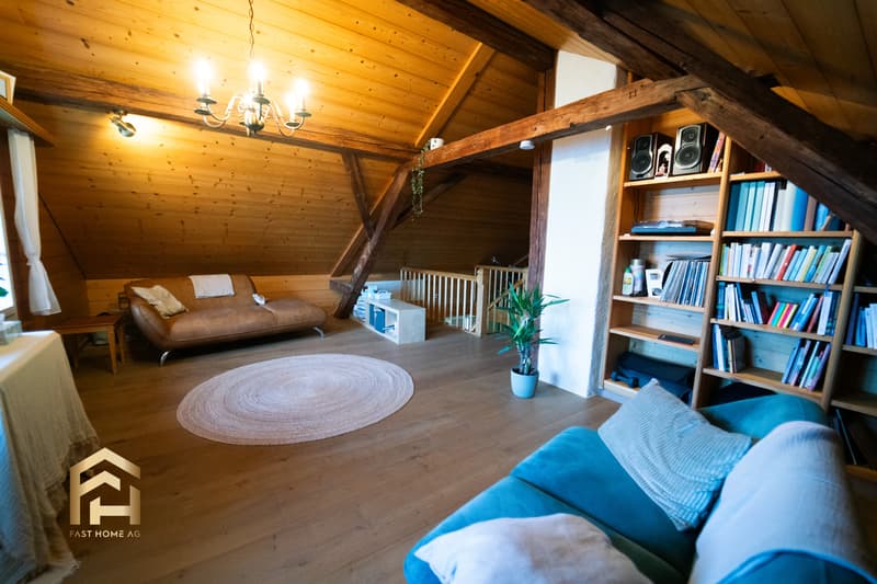 Grosszügige 5.5-Zimmer-Maisonettewohnung wenige Schritte vom Thunersee (3)