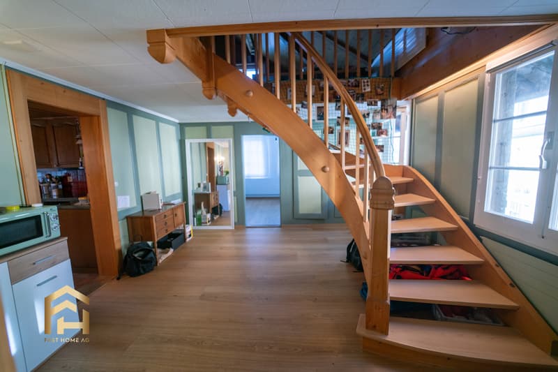 Grosszügige 5.5-Zimmer-Maisonettewohnung wenige Schritte vom Thunersee (4)