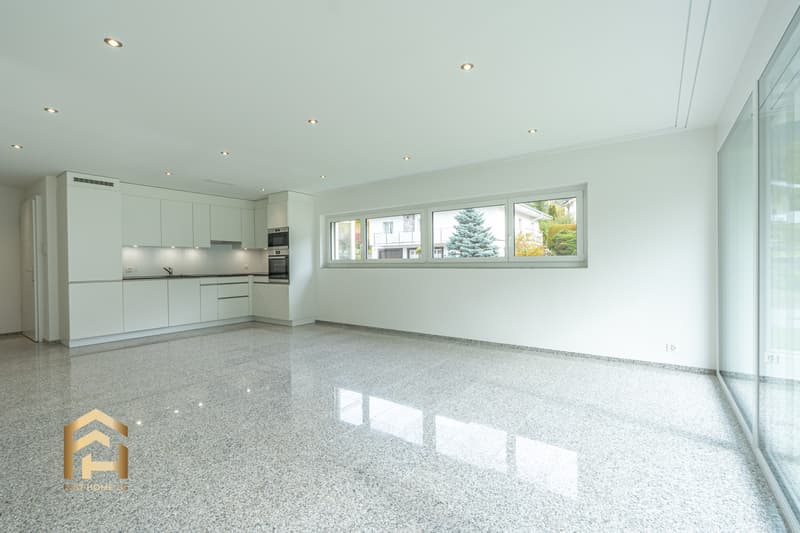 Idyllische 4.5 Terrassen Wohnung in Termen (1)