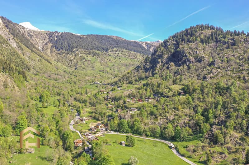 Letzte Gelegenheit Ihr Chalet in den Walliser Bergen in 6 Monaten be (5)