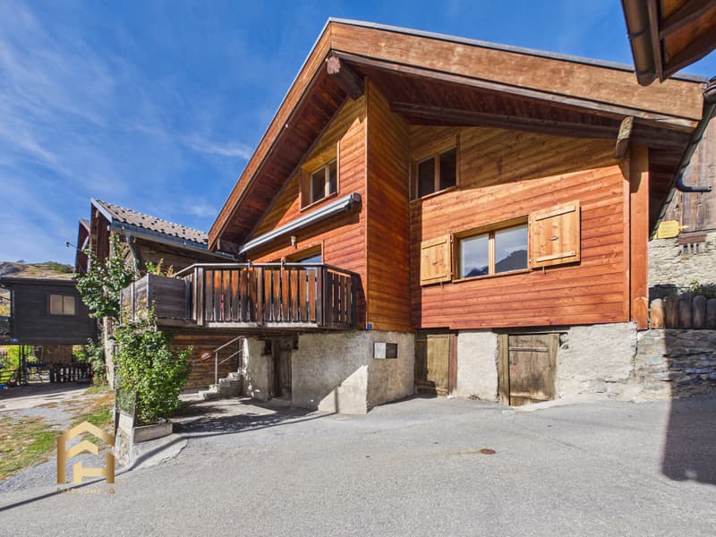 Modernes Chalet mit sonniger Südterrasse in Oberrotafen (2)