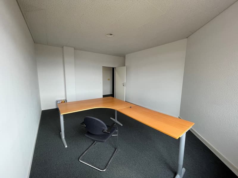 Einzelbüro mit super Aussicht im 5. Stock (6)
