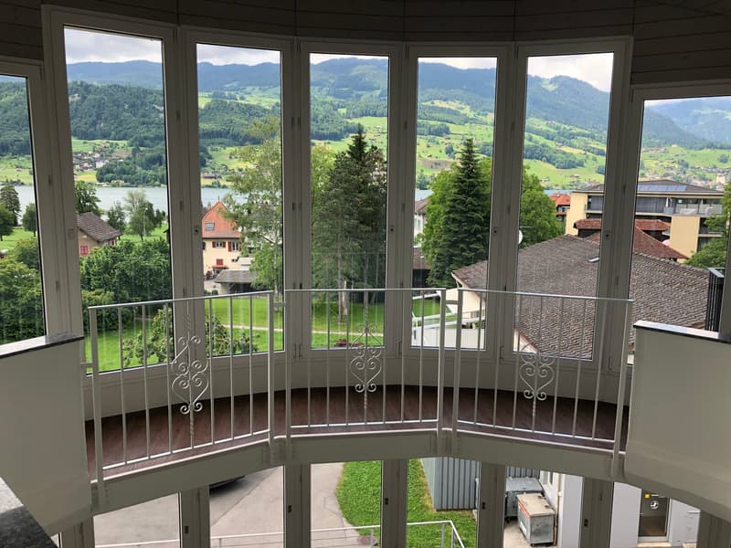 Charmante 5.5-Zimmer-Maisonette-Wohnung in Sachseln – Wohnen mit Bergpanorama (1)