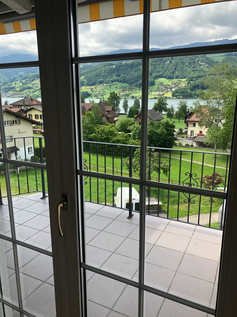 Charmante 5.5-Zimmer-Maisonette-Wohnung in Sachseln – Wohnen mit Bergpanorama (9)