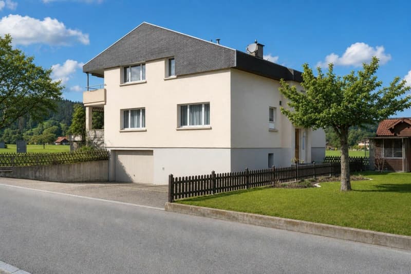 2-Familienhaus an naturnaher Lage mit herrlicher Sicht ins Grüne (2)