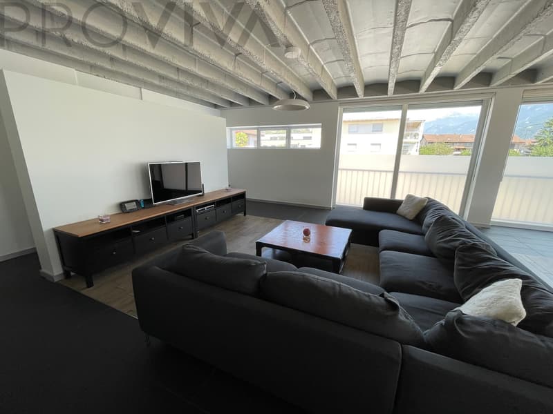 Smart Living - Technology and Style for the Discerning (3)