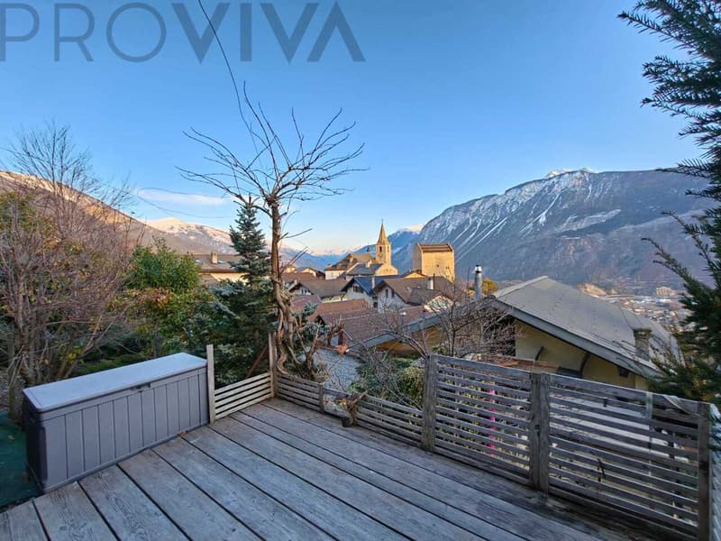 Sunny family house with garden and potential in Venthone (3)