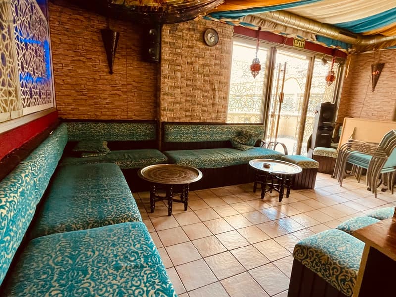 Unico caffè-ristorante della città con un'area per fumatori conforme (1)