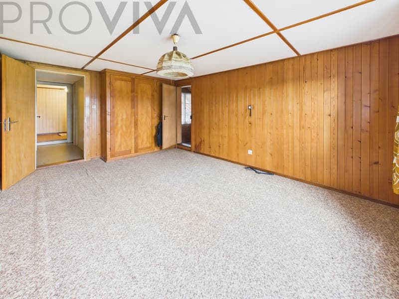 Charmantes 2-Familienhaus mit viel Potential in ruhiger, grüner Lage (10)