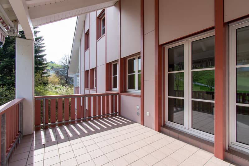 Attractive 5.5 room maisonette apartment with balcony (10)