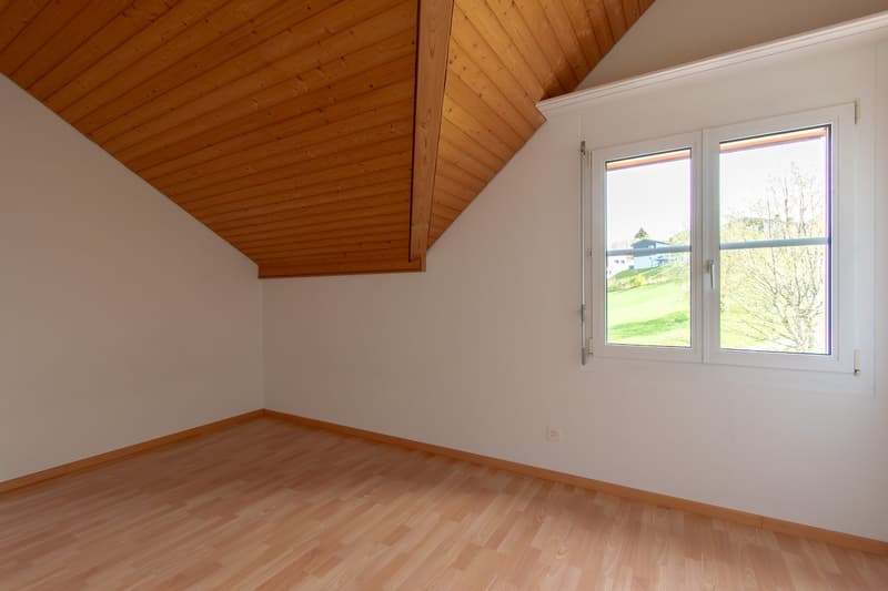Attractive 5.5 room maisonette apartment with balcony (24)