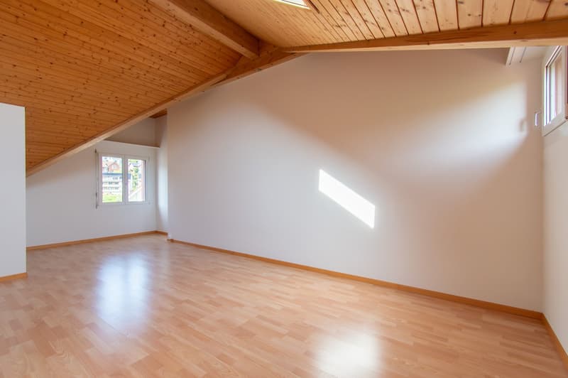 Attractive 5.5 room maisonette apartment with balcony (17)