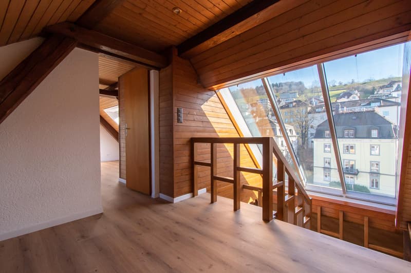 Appartement-maisonnette exceptionnel de 4 pièces en ville (1)