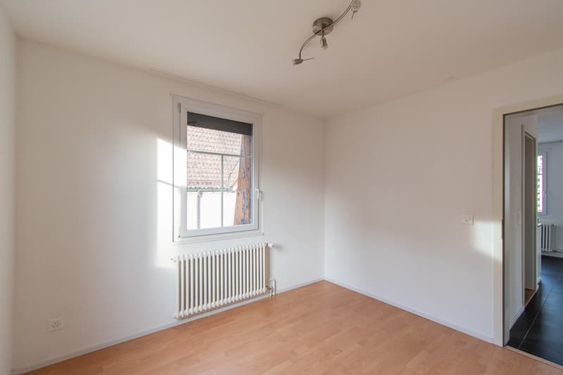 Sonnige 3.5 Zimmer-Wohnung mit Ausblick (11)
