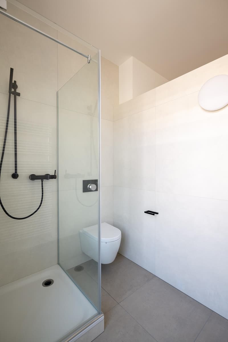 Charmante 2.5 Zimmer-Wohnung (11)