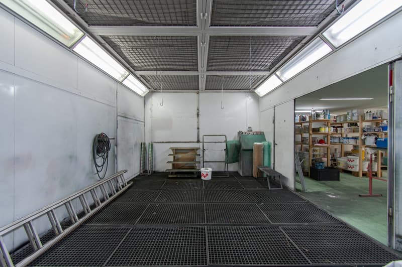 Commercial space/workshop/studio in central location (9)