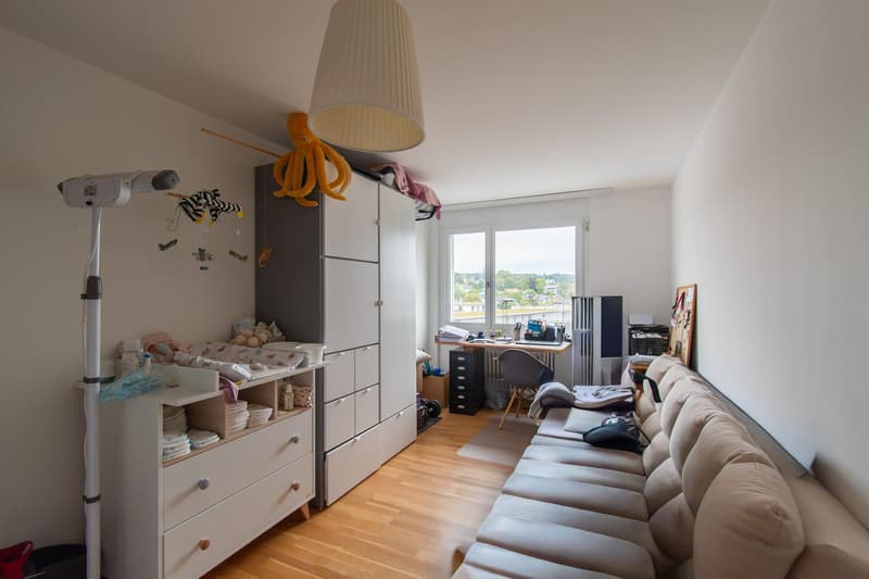 Helle 3.5 Zimmer-Wohnung mit Balkon und schöner Aussicht (9)