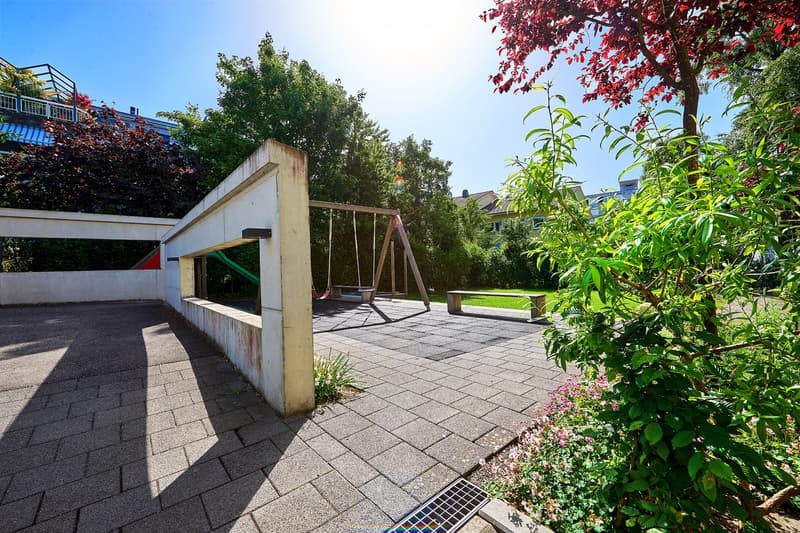 Modern, sunny, and nearly new 4.5-room apartment in Brügg BE (16)