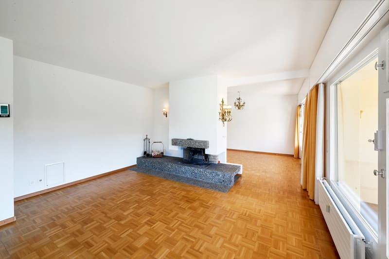 Ampio appartamento di 6.5 locali all'ultimo piano con terrazza privata sul tetto a Hinterkappelen (3)