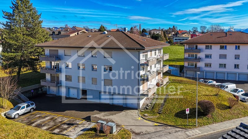 Charmant appartement de 2.5 pièces au 1er étage avec balcon (10)