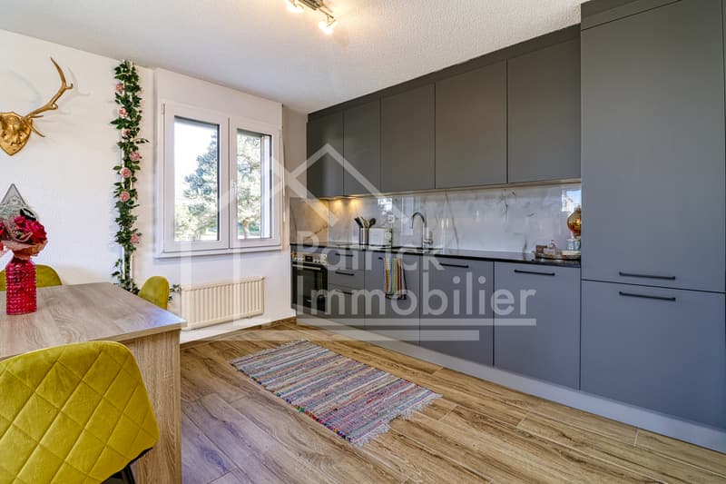 Charmant appartement de 2.5 pièces au 1er étage avec balcon (3)