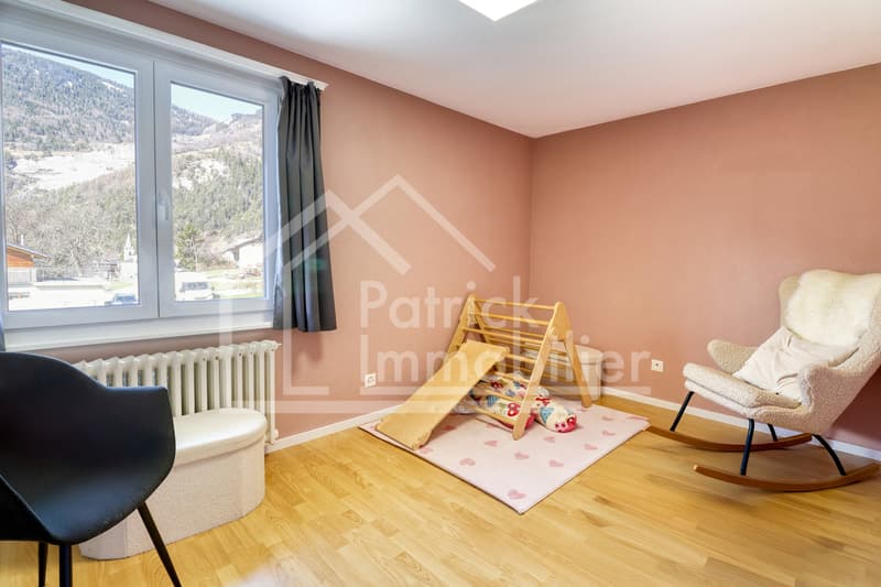 Villa avec deux logements indépendants à Vollèges (10)