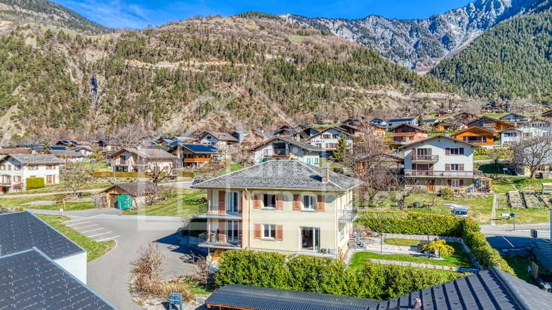 Villa avec deux logements indépendants à Vollèges (12)