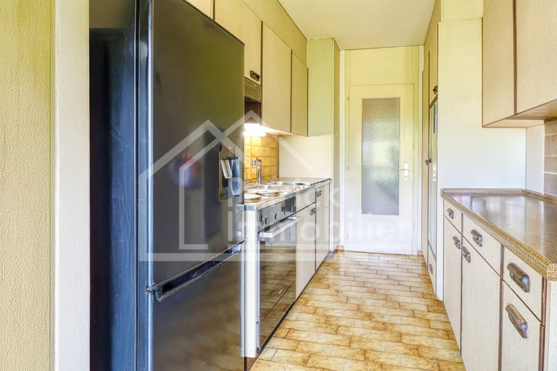 Appartement 3.5 pièces idéalement situé à Givisiez (10)