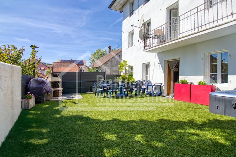 Residential building with café restaurant Gross yield 4.89 % (8)
