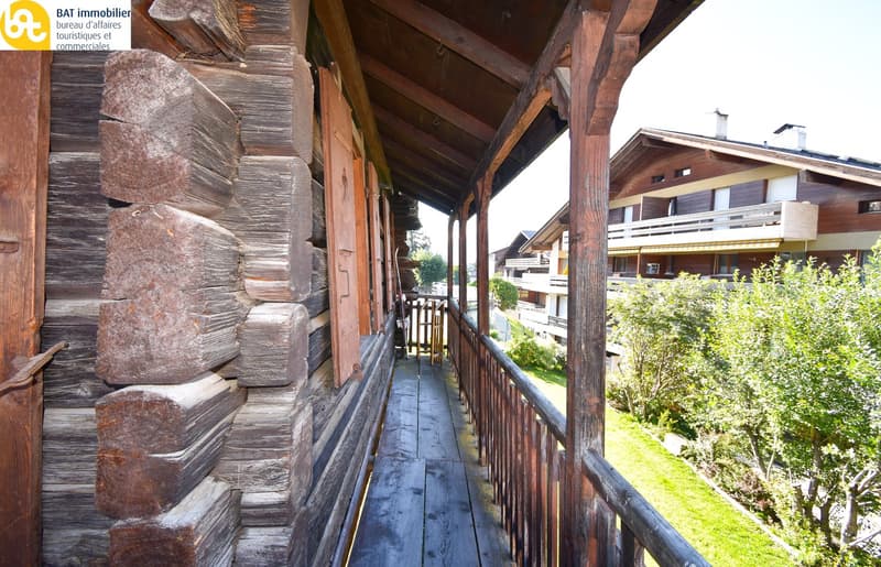 Chalet ristrutturato "Raccard des Arolles" (19)
