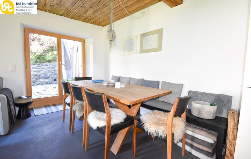 Chalet ristrutturato "Raccard des Arolles" (3)