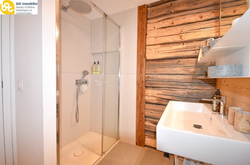 Chalet ristrutturato "Raccard des Arolles" (12)
