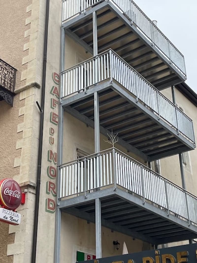 Charmantes 4.5-Zimmer-Wohnung in Saint-Imier – sofort verfügbar (4)