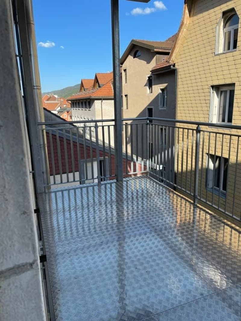 Charmantes 4.5-Zimmer-Wohnung in Saint-Imier – sofort verfügbar (9)