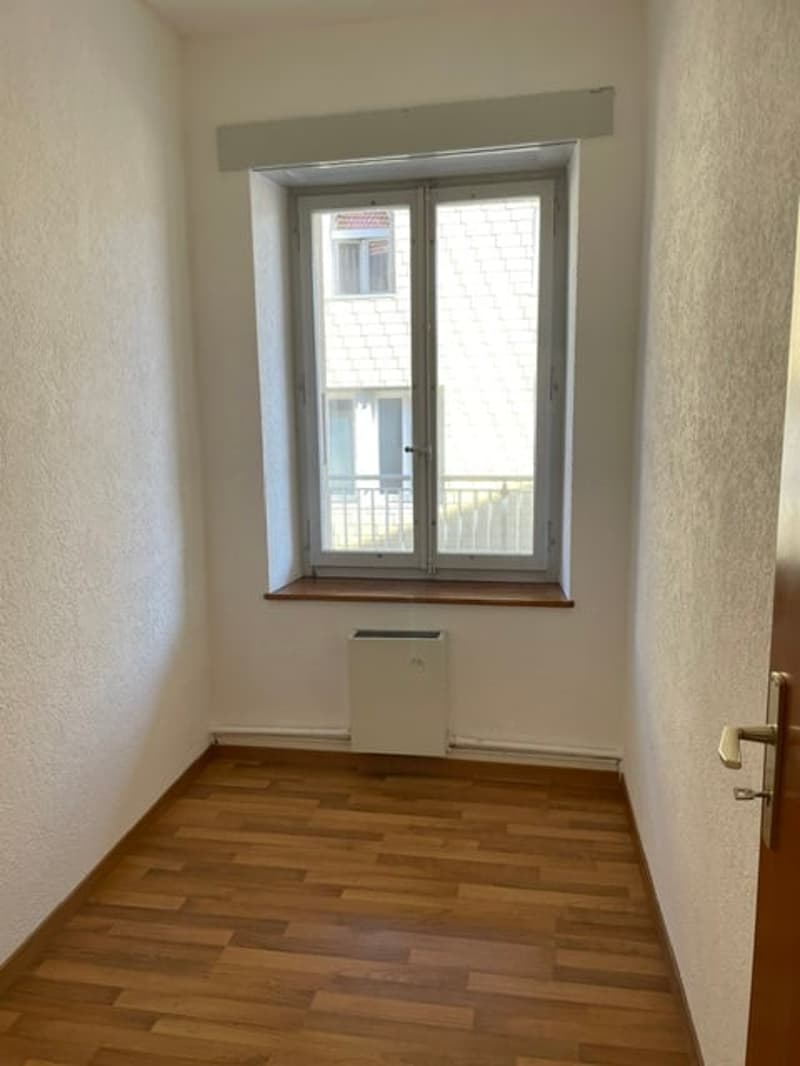 Charmantes 4.5-Zimmer-Wohnung in Saint-Imier – sofort verfügbar (7)