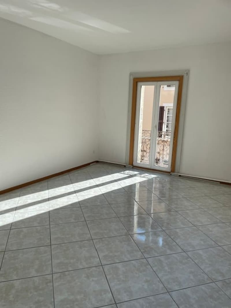 Charmantes 4.5-Zimmer-Wohnung in Saint-Imier – sofort verfügbar (5)