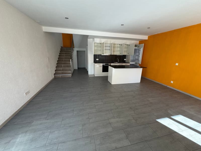 Duplex lumineux de 4.5 pièces à Saint-Imier – disponible immédiatement (1)