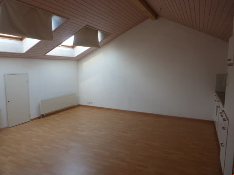 TOP-GELEGENHEIT: Schöne 1.5 Zimmer-Wohnung per SOFORT! (3)