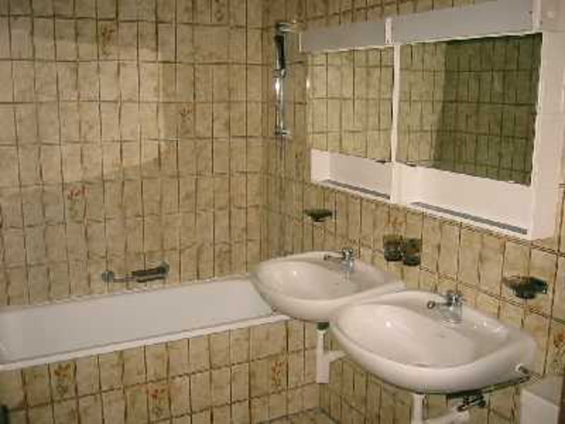 4 1/2 Zi.-Wohnung, sonnig und hell  in 4 Fam.-Haus (7)