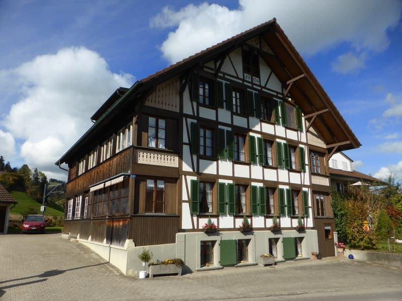 Das Studio befindet sich auf der Rückseite des Hauses