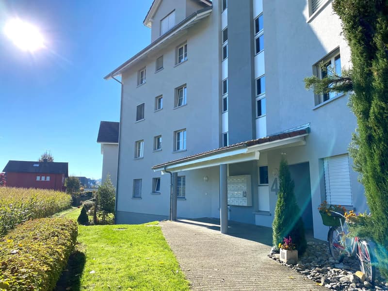 Helle 2.5 - Zimmerwohnung mit grossem Balkon (3)
