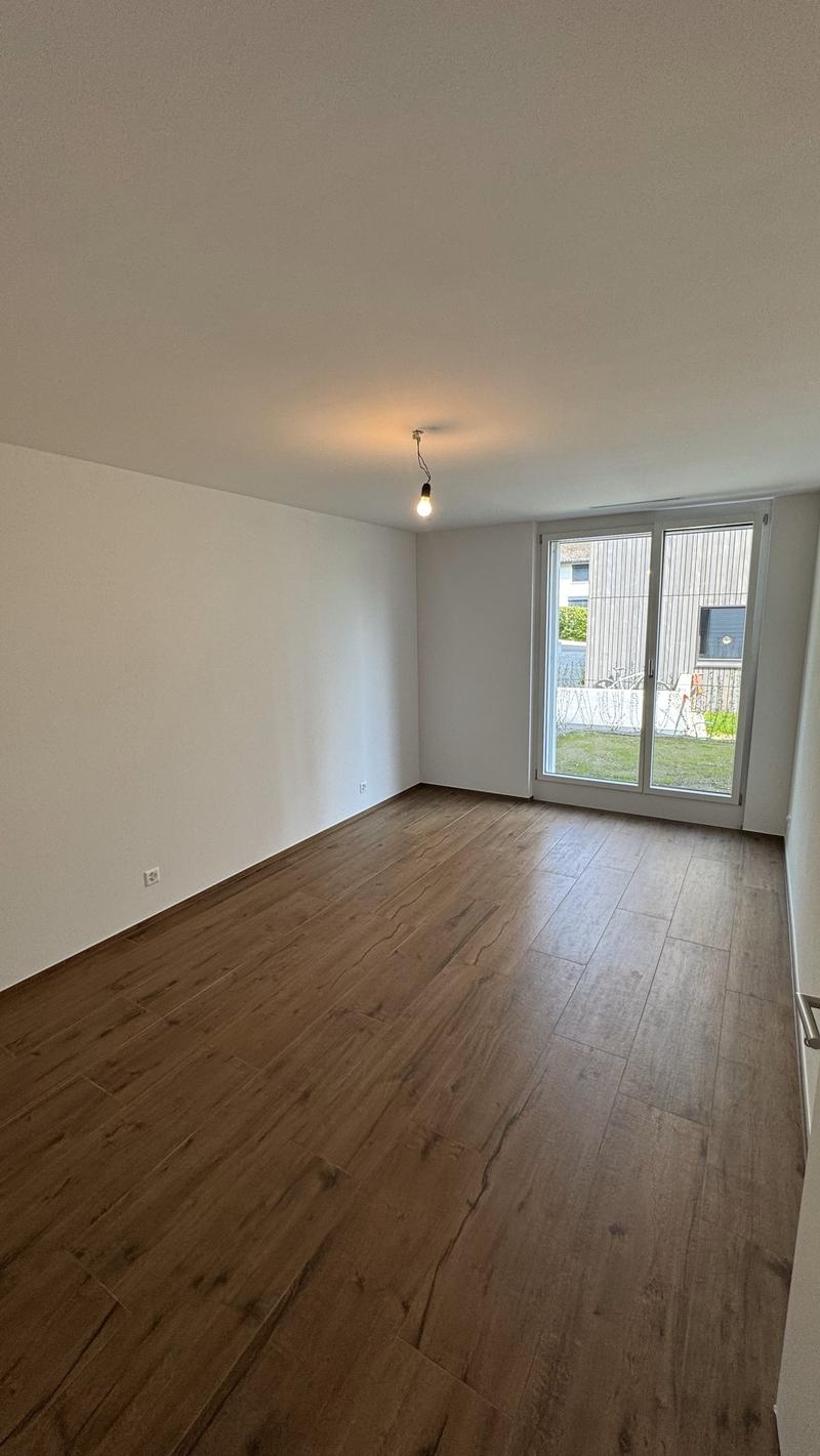 Neuwertige helle 3.5 - Zimmerwohnung mit Garten im Herzen von Willisau (7)
