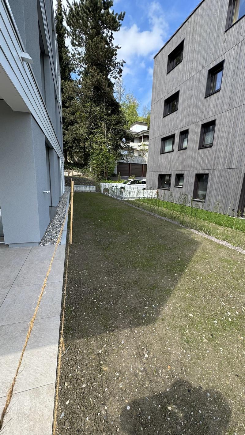 Neuwertige helle 3.5 - Zimmerwohnung mit Garten im Herzen von Willisau (16)
